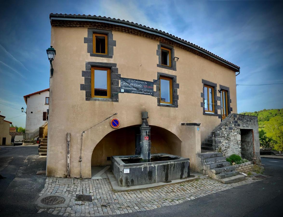 Gite De L'Ecole Romagnat Bagian luar foto